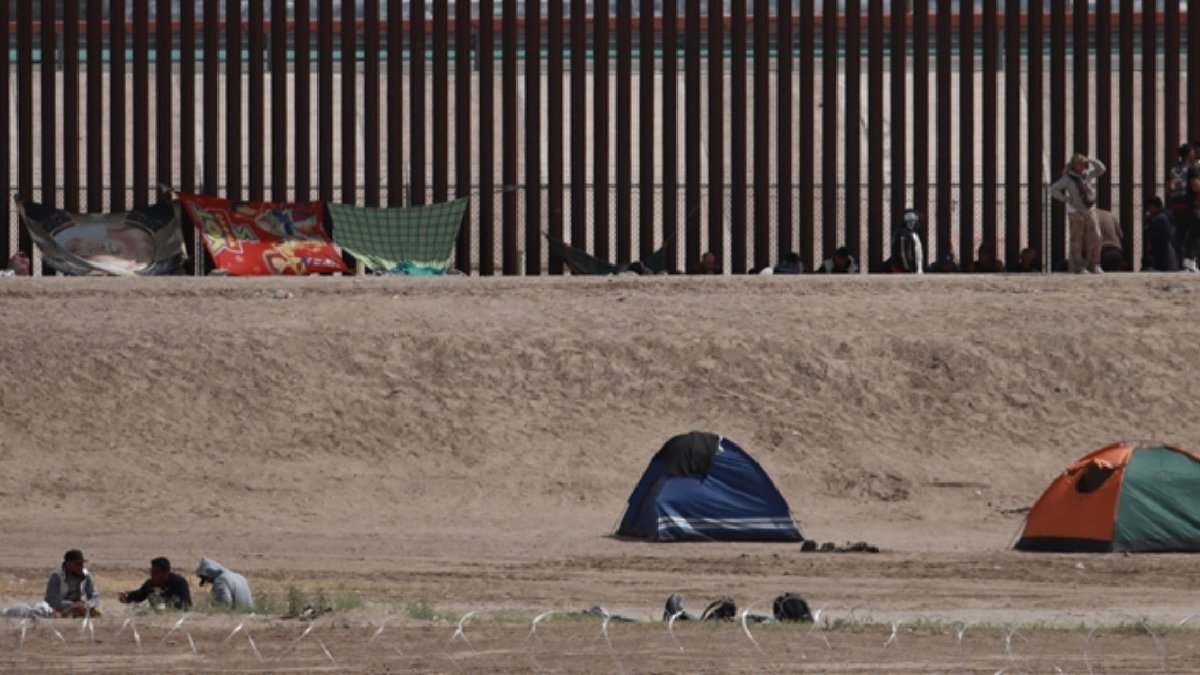 Meksika’dan ABD’ye geçeceklerdi… 2 göçmen nehirde boğuldu