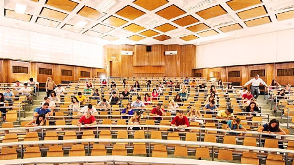 Üniversite sayısı arttı öğrenci sayısı azaldı! Türkiye’de üniversiteyi bırakanların sayısı 50 ilin nüfusunu geride bıraktı