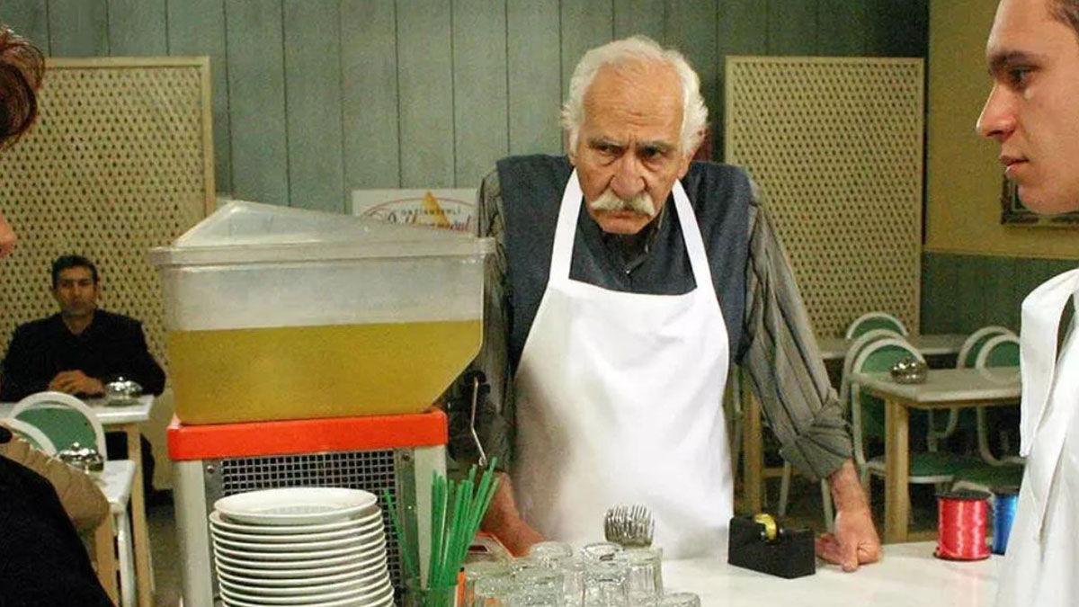 Yabancı Damat'ın 'Memik Dede'si yıllar sonra ortaya çıktı! Usta oyuncu, söylediğiyle herkesi kahretti!