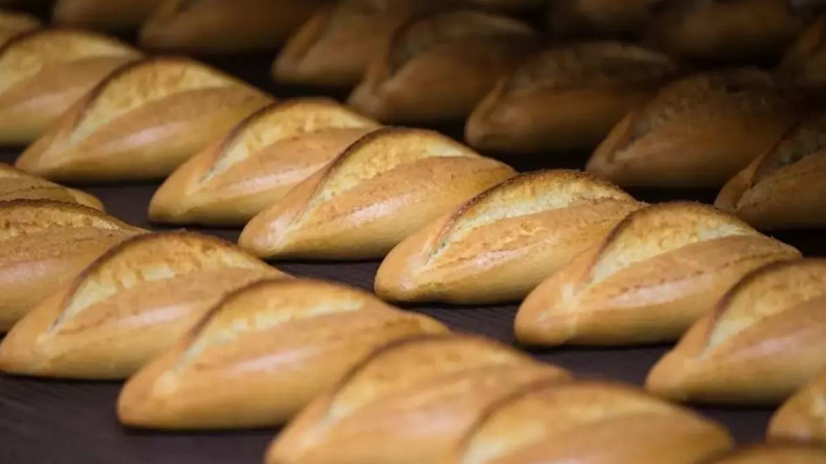 Ekmeklerin üzerinde çizginin gizemi çözüldü! Meğer o yüzden tek çizgi varmış…