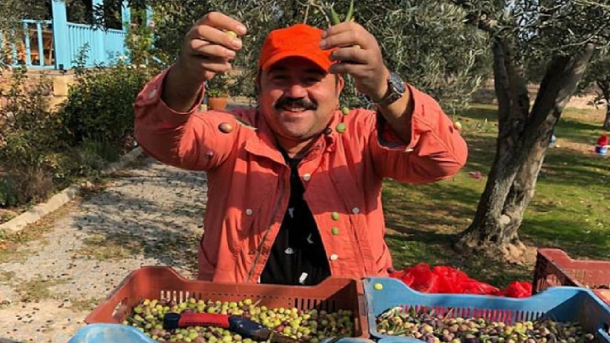 Komedyenlikten zeytinciliğe! Zeytinyağına “ Ata Demirer” damgası! Teklif üstüne teklif…