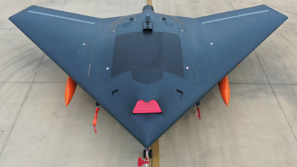 Türkiye'nin insansız hayalet uçağı... Anka-3 ilk kez gökyüzünde görüldü