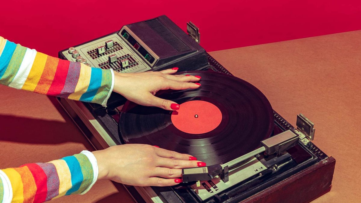 33 yıllık sonra bir ilk! Plak satışları rekor kırdı