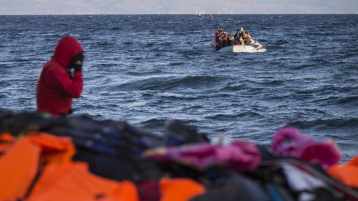 Faslı yetkililer açıkladı: İki botta 111 göçmen yakaladık
