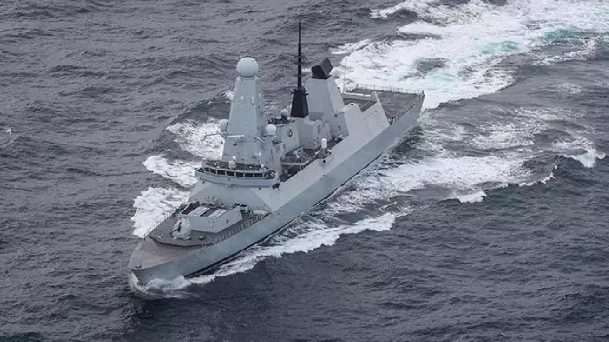 Venezuela’dan ‘Guyana’ kararı: İngiliz savaş gemisi çekilene kadar devam edeceğiz