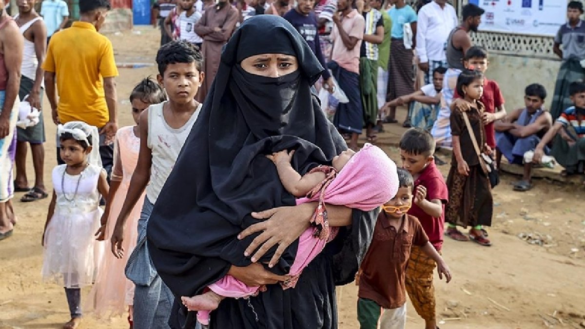 Endonezya'da 170 Arakanlı mülteci bulundu