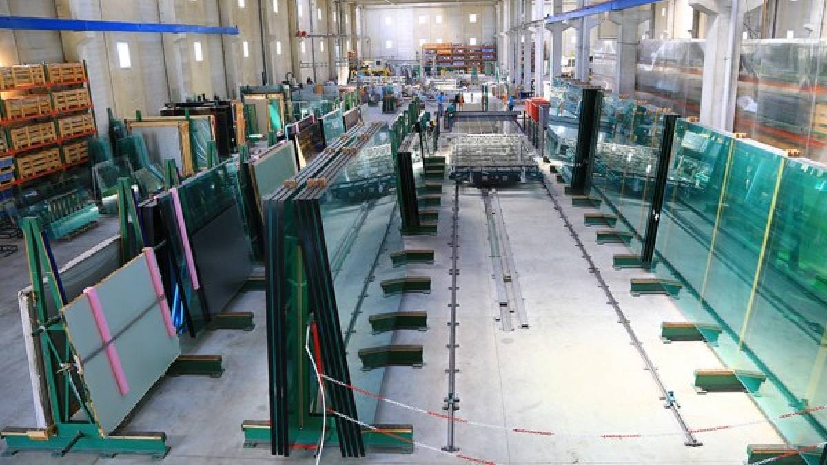 Dev cam fabrikası iflas canavarına yenildi! Konkordato talep eden fabrikadan kötü haber: Türkiye’nin o şirketi battı