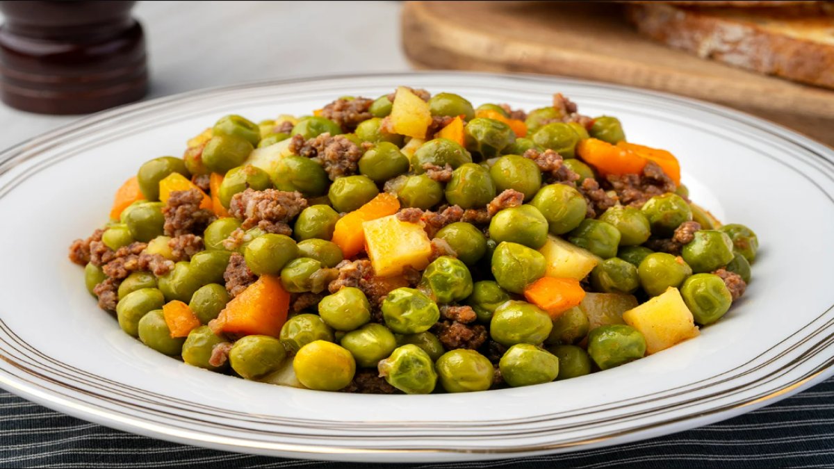 Bezelye Yemeği Tarifi: Lezzet Dolu Bir Türk Mutfağı Deneyimi