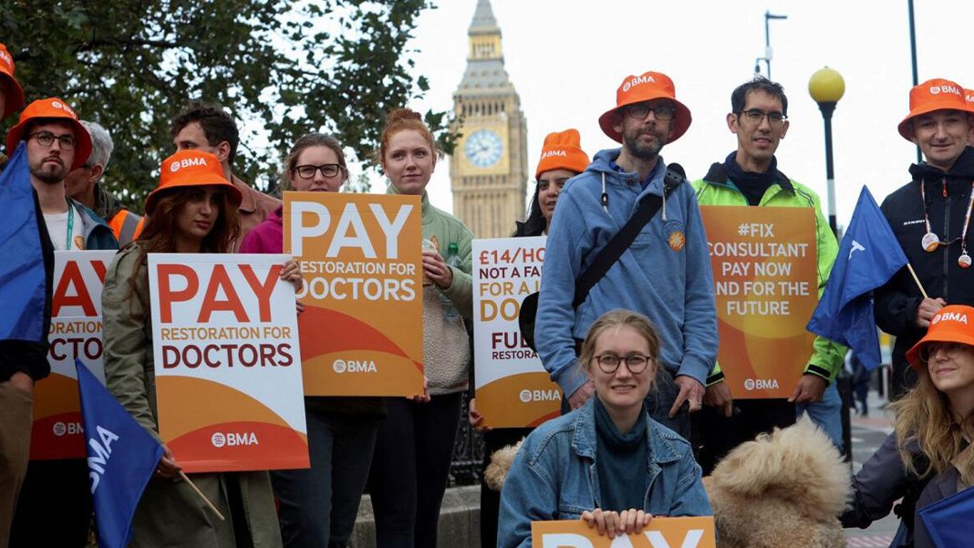 İngiltere'de rekor kıran grev: Pratisyen hekimler 6 gün iş bıraktı