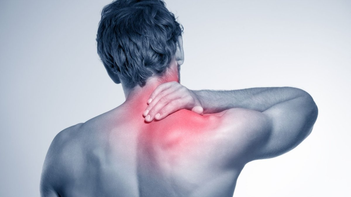 Boyun Düzleşmesi Belirtileri: Boyun Ağrısını Anlamak