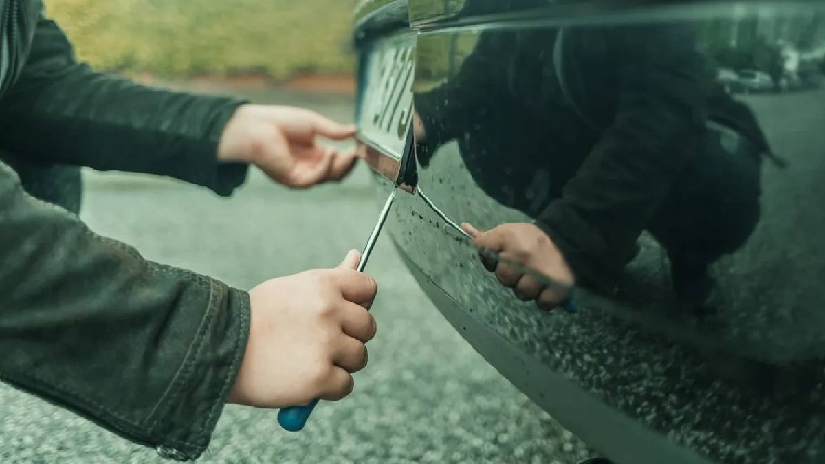 Araç plakalarında yeni uygulama! Binlerce kişi plakalarını değiştirmek zorunda kalacak: O uygulama için zorunluluk getirildi