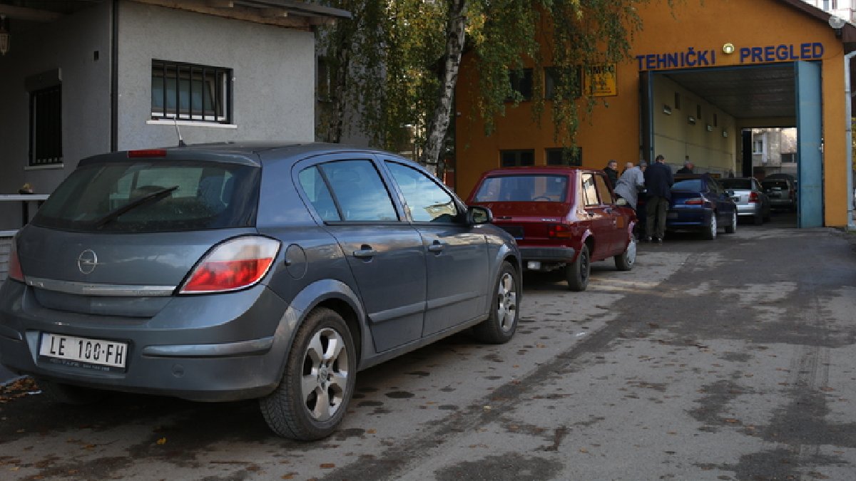 AB, Kosova ile Sırbistan’ın plaka krizini çözmesinden memnun