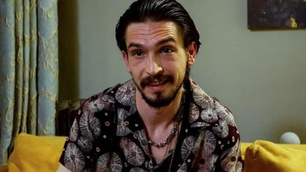 Cinsiyet değiştirmişti! Çukur'un yıldız oyuncusu yeni tarzıyla olay yarattı!