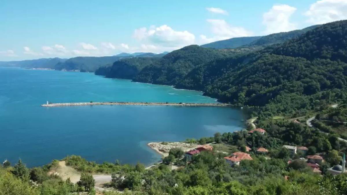Herkesin yeni buluşma noktası olacak! Türkiye’nin en güzel köyü oldu! Ev fiyatları araştırılmaya başladı