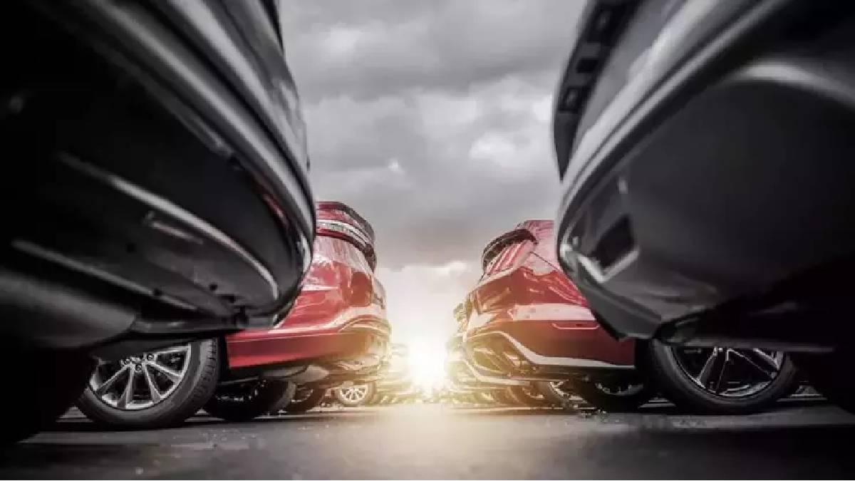 Araç alacaklar dikkat! Piyasanın ehlinden son 1 ay uyarısı: Piyasanın en düşük sıfır otomobilini sakın kaçırmayın