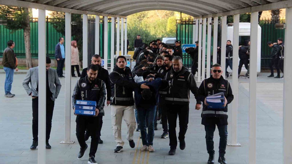 50 milyonluk vurgun yapan suç örgütü çökertildi: 29 şüpheli adliyede