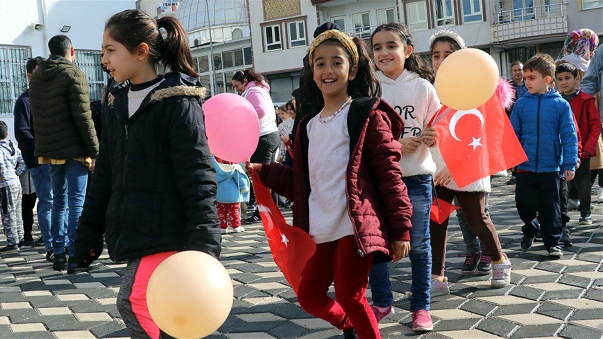 Bu yıl ilk kez düzenlenecek: Karne öncesi öğrencilere 'kış şenliği'