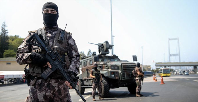 Özel harekatçı: Sabahın ilk ışıklarına kadar çarpıştık