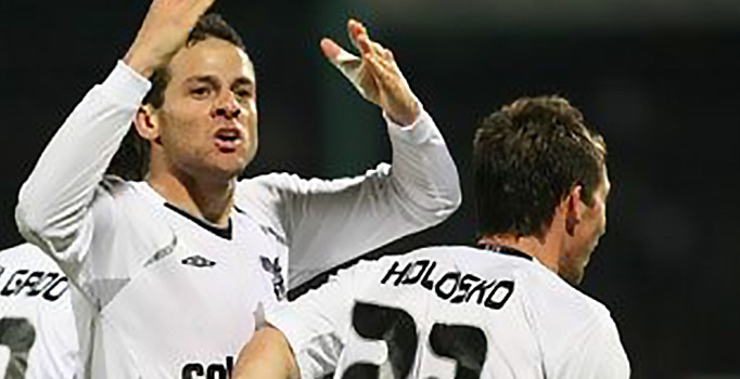 Beşiktaş'ın eski golcüsü Süper Lig'e geri dönüyor