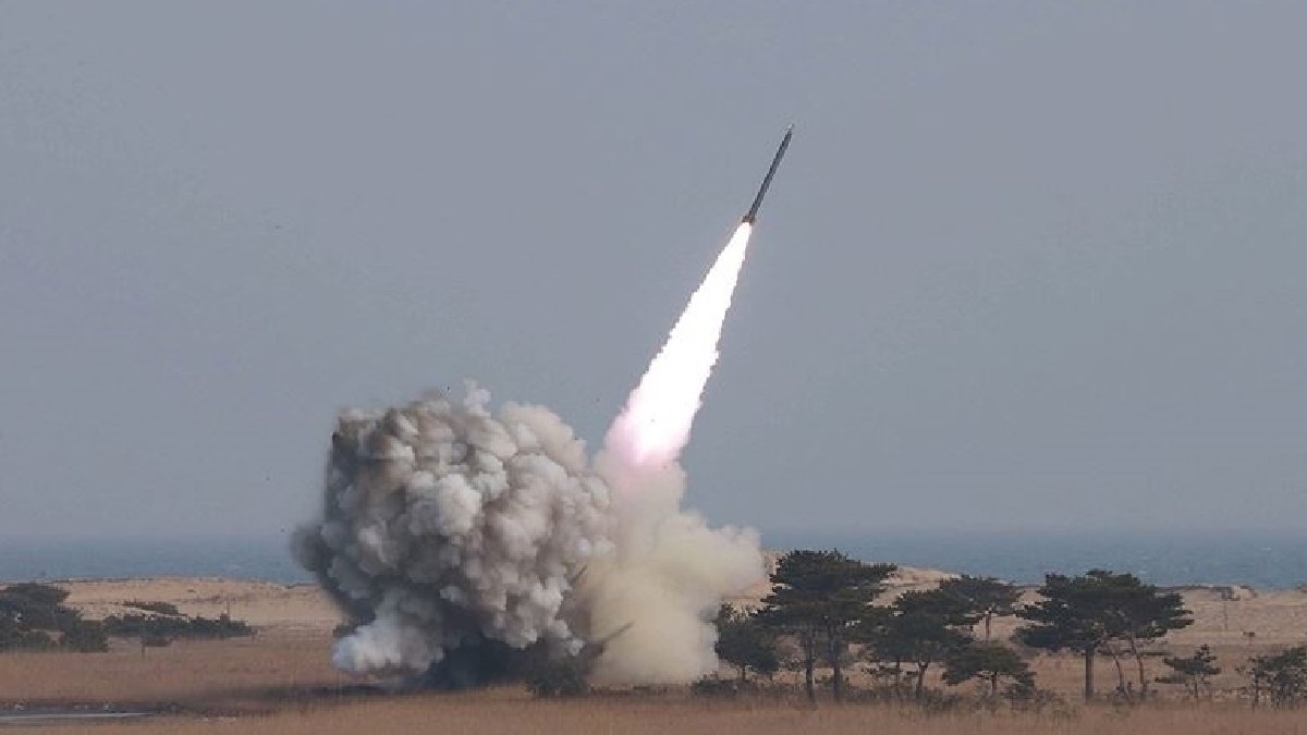 Güney Kore ve Japonya duyurdu: Kuzey Kore balistik füze fırlattı