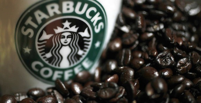 Starbucks'a kapak cezası: Müşteride kalıcı yanıkla oluştu
