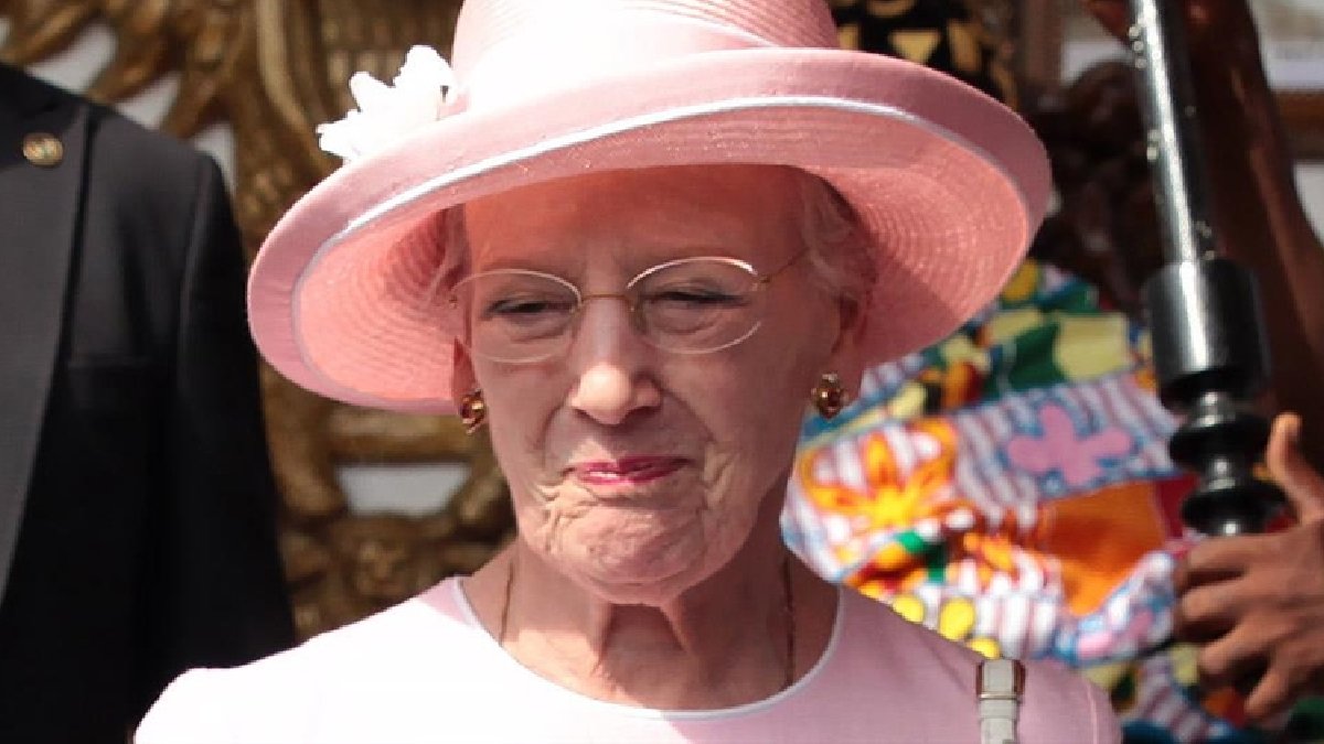 900 yıl sonra bir ilk! Danimarka Kraliçesi tahtı oğluna bıraktı