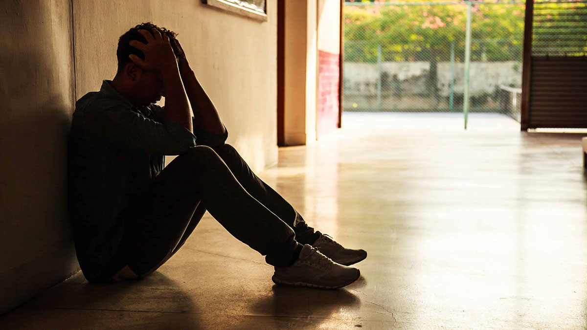 Akrabasının kredisine kefil olan adam, evini barkını her şeyini kaybetti! Bankalar, kalan borçlar için hâlâ peşinde