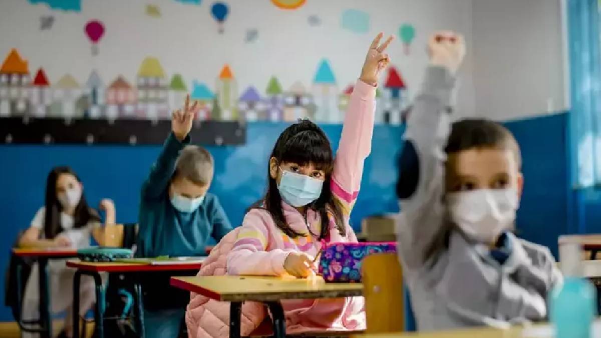 Okullar ikinci dönem açılmayabilir! Bu kez nedeni kar değil: Uzmanlar okullar kapanabilir diyerek uyardı: JN1 alarmı