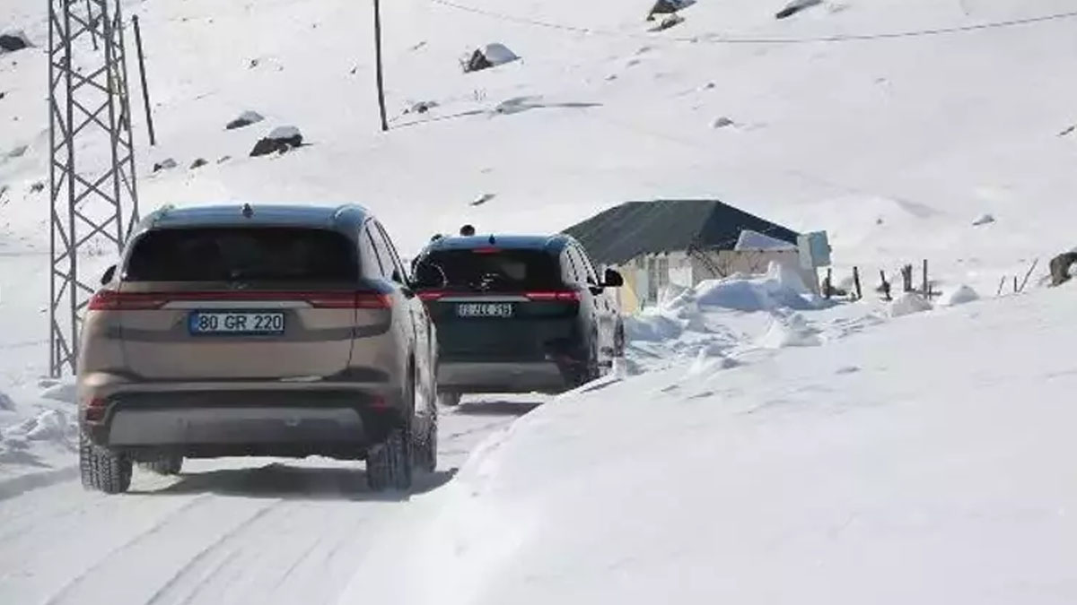 Togg karda nasıl gidiyor? Togg sahipleri yerinde test etti... İşte sonuç