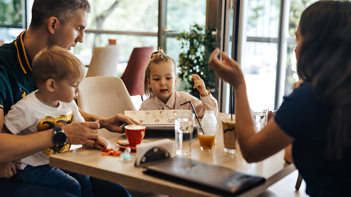 Bugüne kadar tam tersi biliniyordu: Meğer doğum sonrası babalar depresyona giriyormuş! Uzmanı, çözümünü anlattı