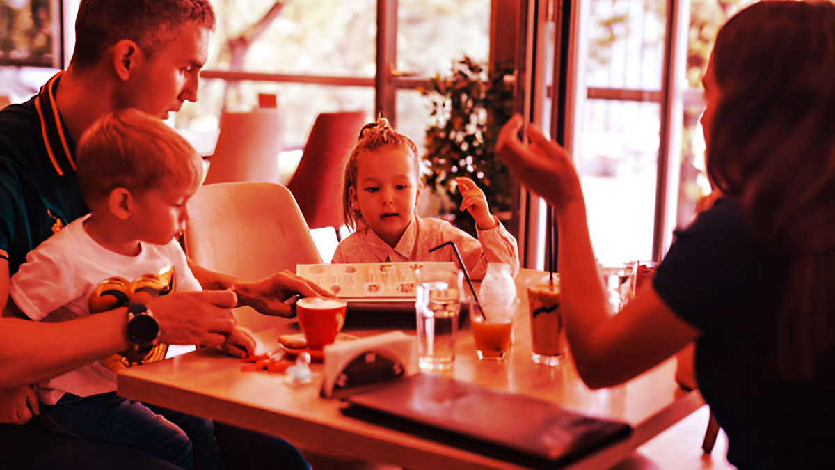 Korkunç ihmal: Otelde su yerine çamaşır suyu servis edildi! Çalışanlar hakkında soruşturma başlatıldı