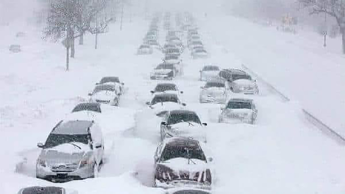 Soğuk hava bataryaları vurdu! ABD'de elektrikli araç çilesi