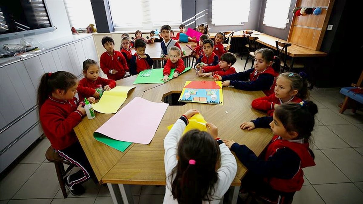 Devlet 'yüzde 57' artacak diyor ama... Özel okullara yapılan zamlar can sıktı