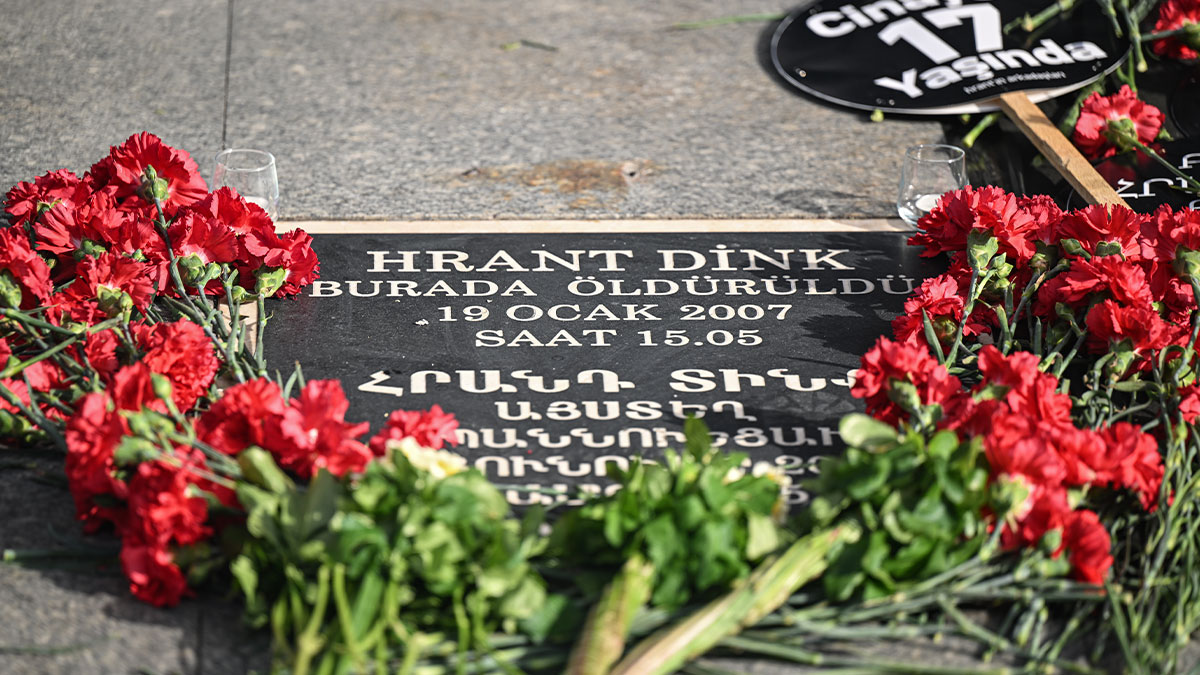 Hrant Dink ölümünün 17. yılında, vurulduğu yerde anıldı