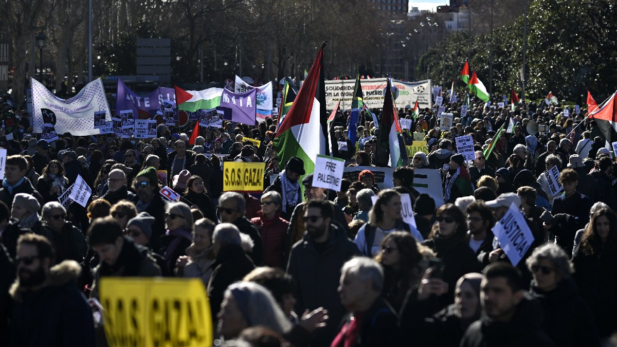 İspanya’da on binler Filistin için sokakta: Soykırımı durdurun!