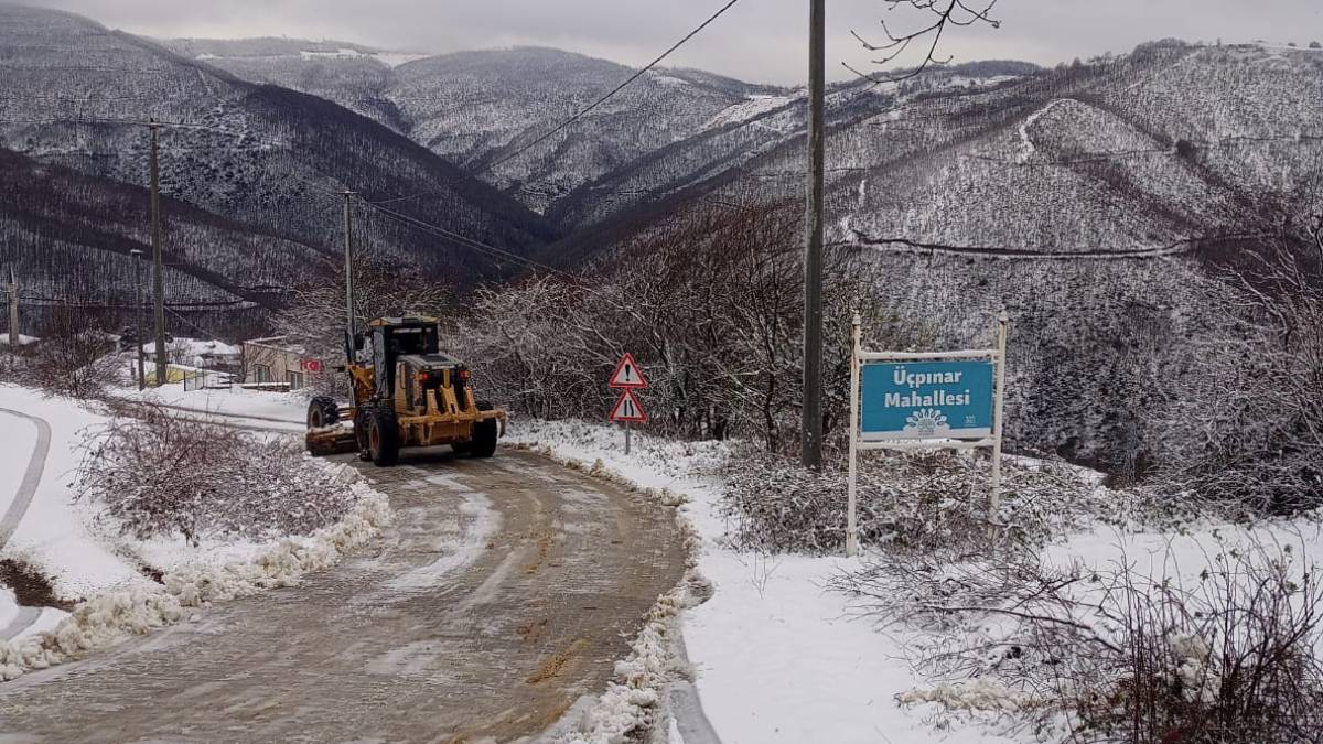 Nilüfer’de karla mücadele ekipleri seferber oldu