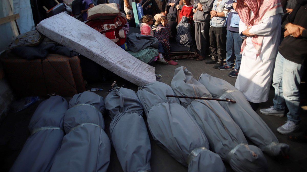 Filistin'den 'İsrail'i durdurun' çağrısı: Han Yunus'ta büyük toplu katliamlar yapılıyor