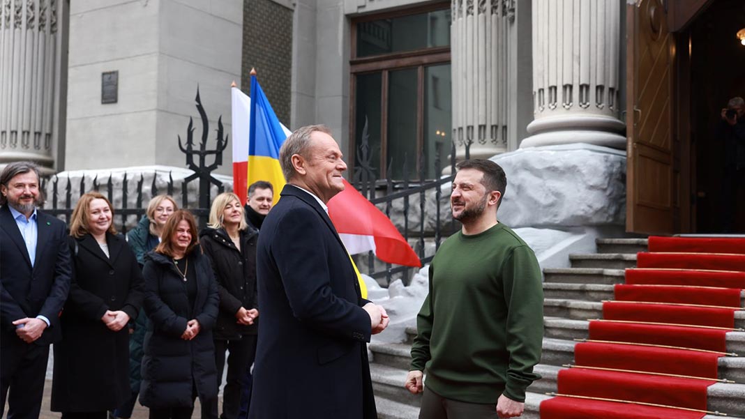 Polonya Başbakanı Tusk Zelenskiy ile görüştü
