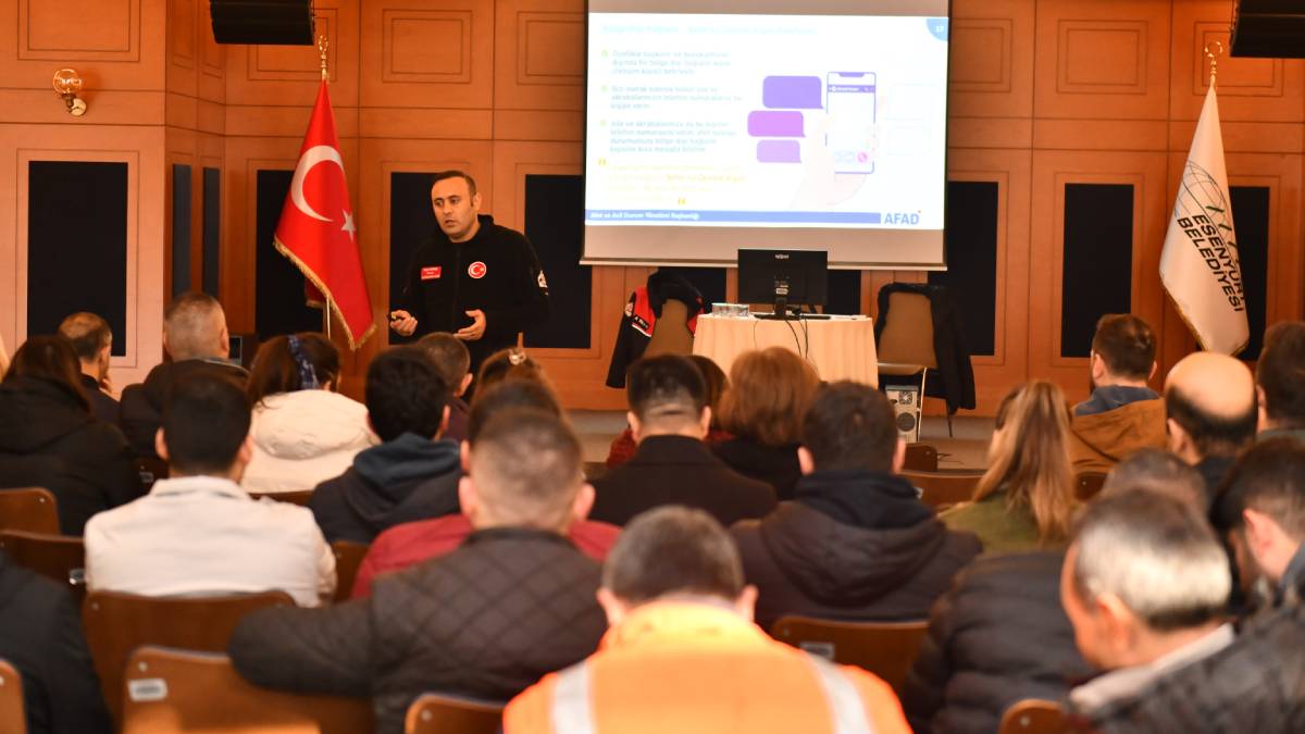 Afet bilinci eğitimleri aralıksız olarak devam ediyor
