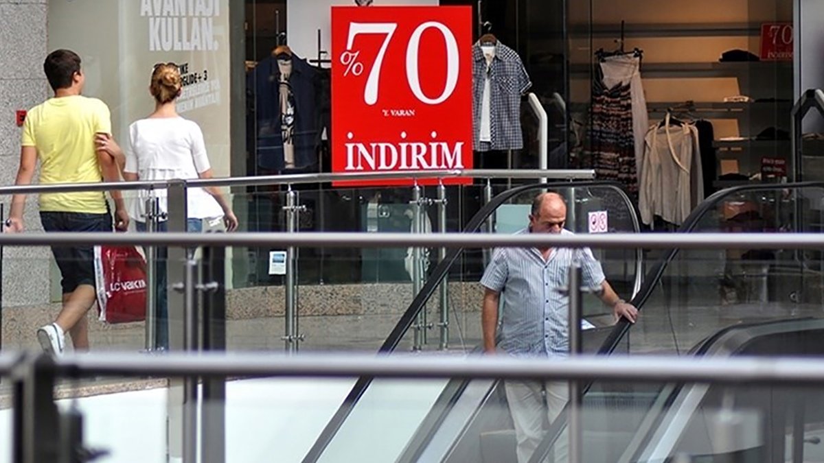 Şikayetler patladı: Mağazalardaki indirimli fiyat etiketi oyununa dikkat!