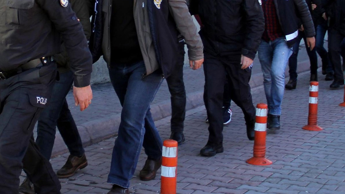 Yerlikaya duyurdu: 5 ilde FETÖ’ye 'KISKAÇ-5' operasyonu