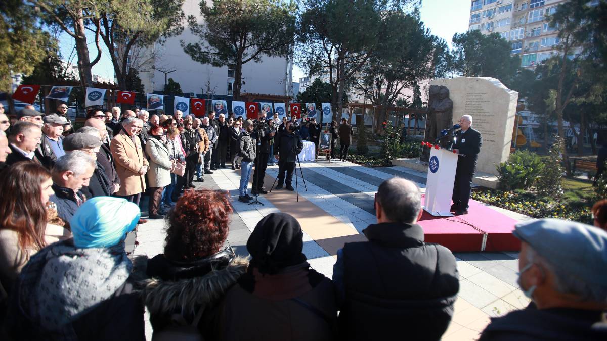 Uğur Mumcu Karabağlar'da özlemle anıldı