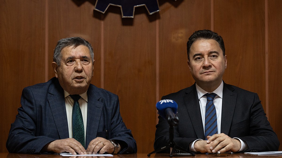 Babacan Tüm Emekliler Derneğini ziyaret etti: Emeklilerimiz, yüksek enflasyonla zarara uğruyor