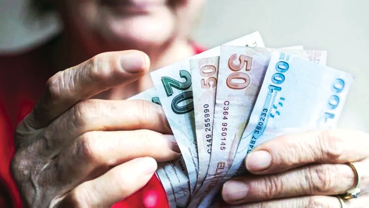 Bir ayda üç kere hesap değişti