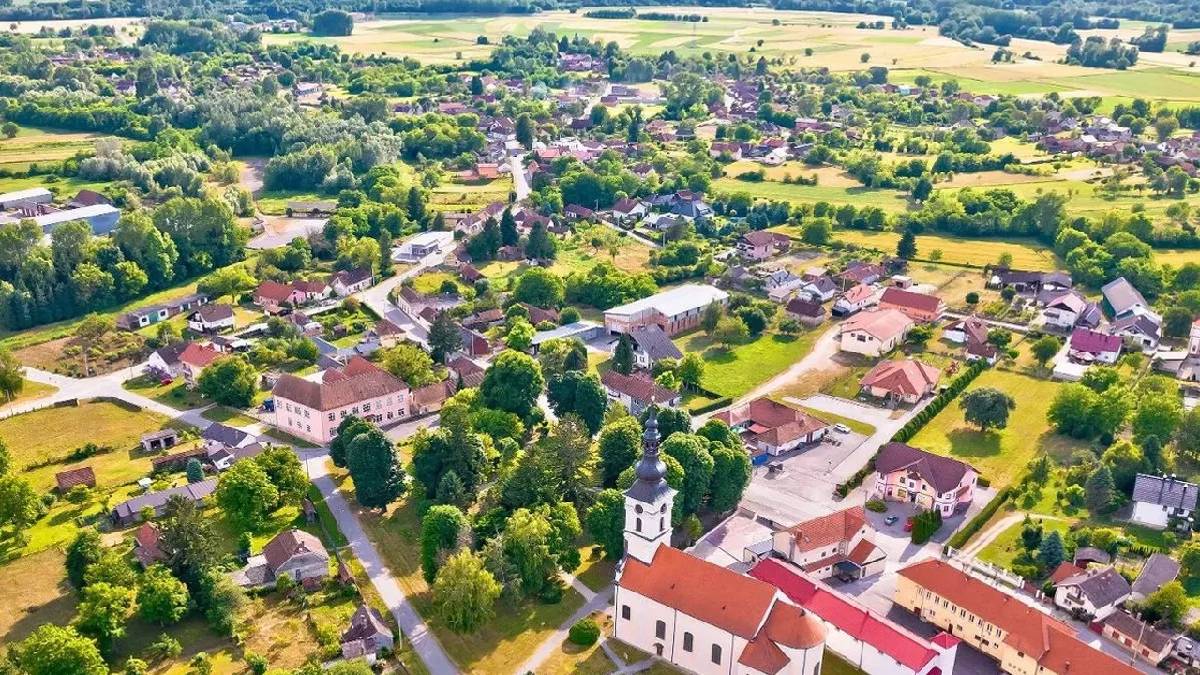 Avrupa'nın göbeğinde gizli cennet: Bu evler sadece 4 liraya satılıyor: Hayatı yeniden keşfetme fırsatı