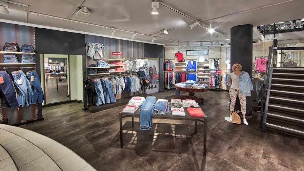 Dev kot firması iflas duyurusu yaptı! Kadın erkek herkesin dolabında vardı