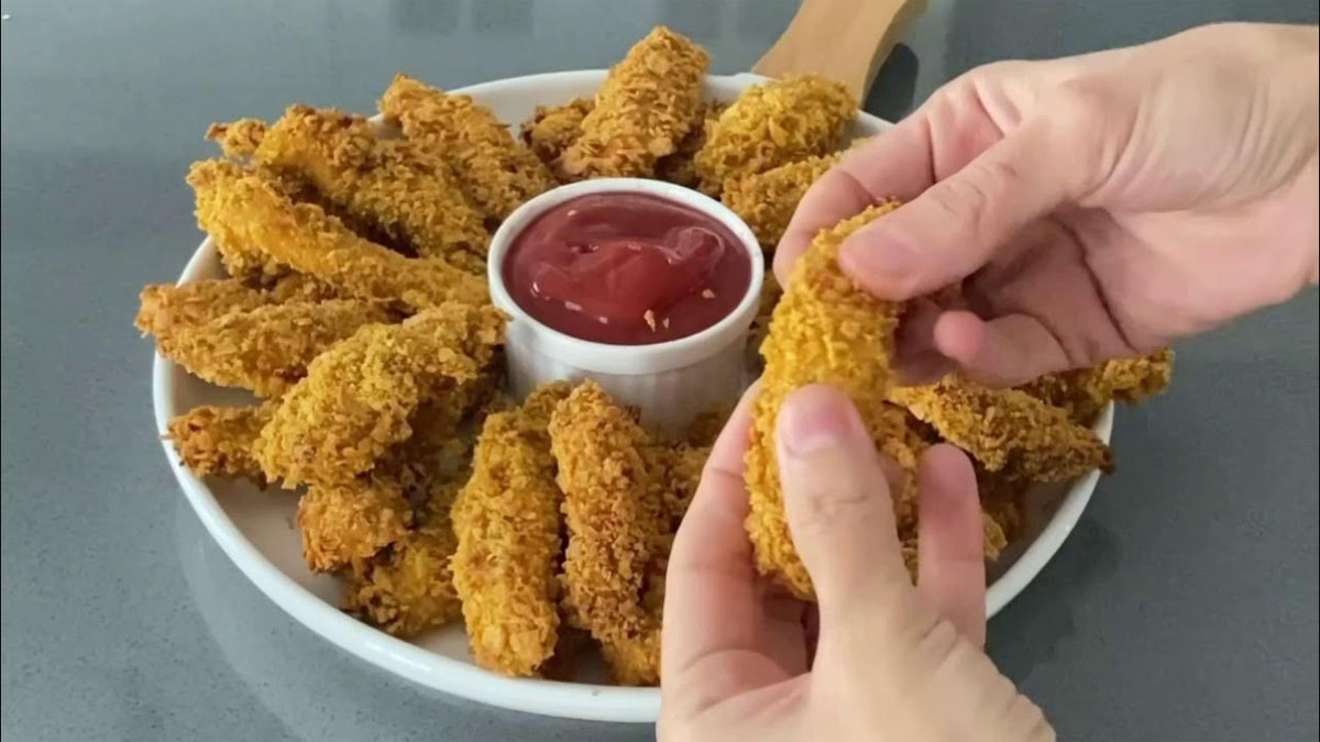 KFC'yi kıskandıracak çıtır tavuk tarifi! Deneyenlerden tam not aldı, tavuk sevmeyen çocuklar bile kapışıyor