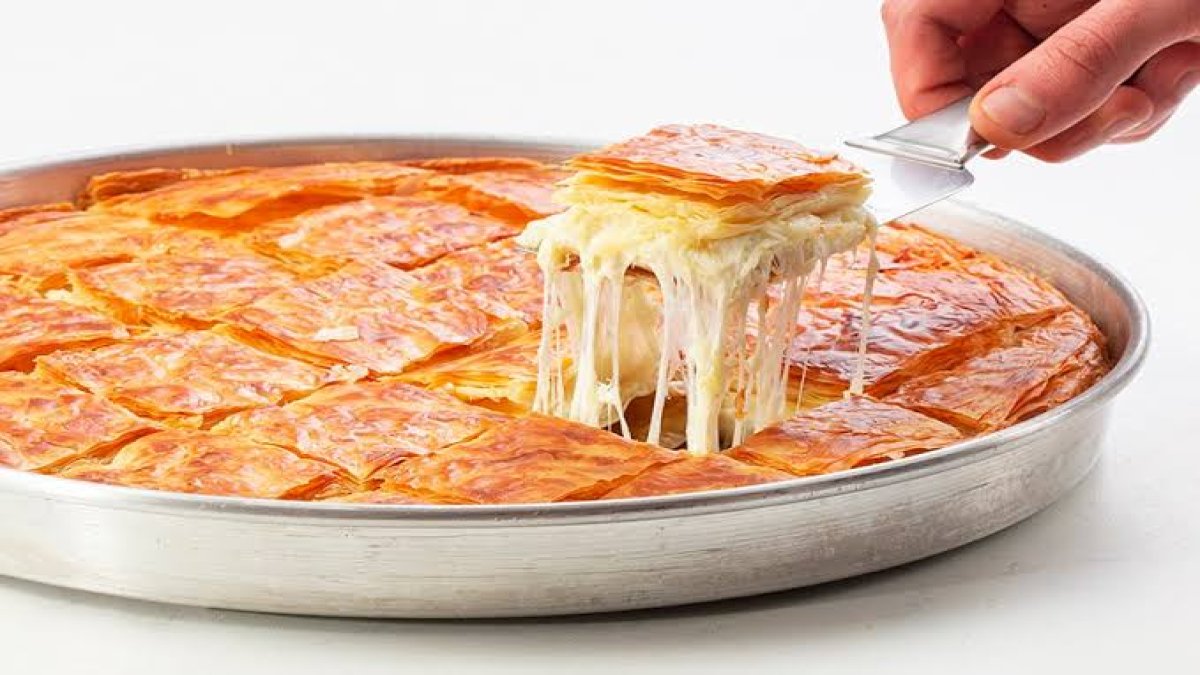 Somer Sivrioğlu’nun ipuçlarıyla mükemmel su böreği nasıl yapılır? Deneyen müptelası oluyor