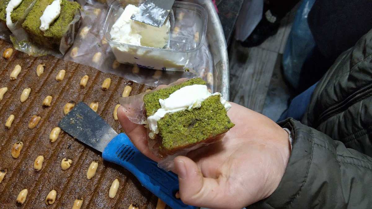 Bu tatlı da un, yağ, yumurta yok! Hem şerbetli hem de ekonomik! 1 tepsisi tüm misafiri ağırlar