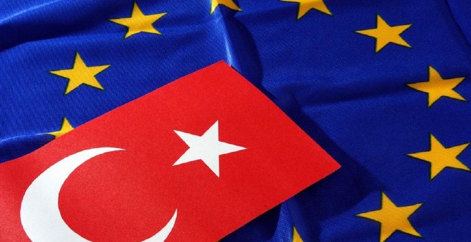 Almanlar Türkiye'yi AB'de istemiyor